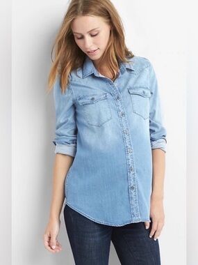 GAP Maternity 1969 Tencel Chambray Button Down Shirt XS Soft Denim
